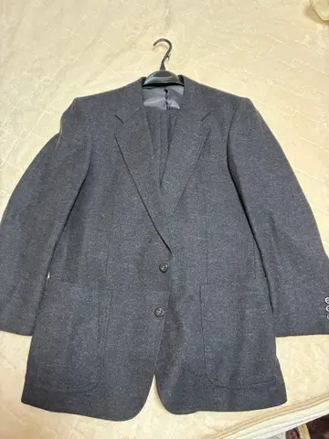 SOGO 그레이 비즈니스 정장 투버튼