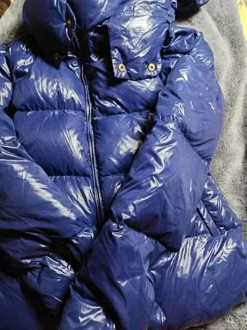 JOHN BUTLER 네이비 다운 자켓 새상품급 중고