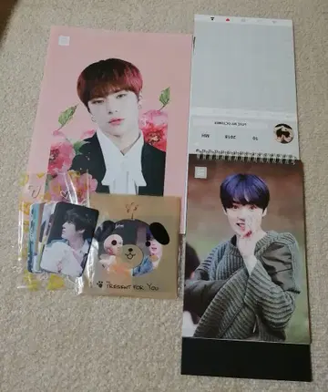 몬스타엑스 민혁 달력 세트