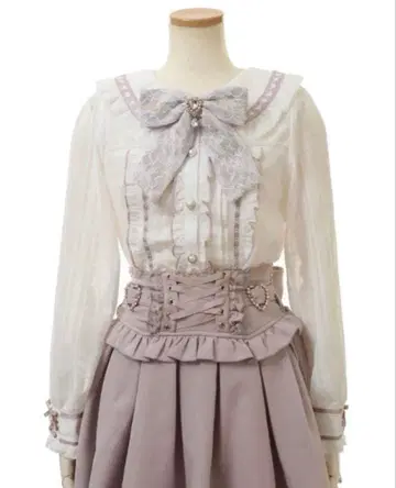 LIZLISA 하트 레이스 옷깃 블라우스