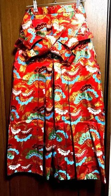 하카마 남성 주홍색에 소나무 반짝이는 화려한 성인식