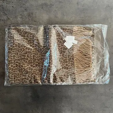 FUJISHO 레오파드 무늬 프린지 머플러