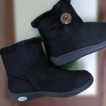 경량 버튼 포함 퍼 포함 어그 부츠 23.5 EEE