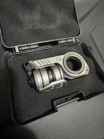 GoBiggeR Sinian Aluminum 실버 피젯 토이