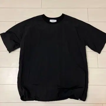 natto 블랙 나일론 T셔츠