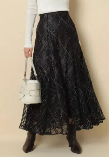 [택 포함 미사용 새상품] 아푸와이저 리셰 체크 자수 스커트