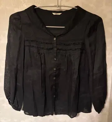 Nimes 블랙 긴팔 셔츠 레이스 디테일