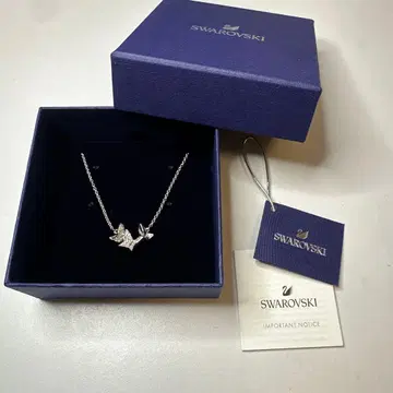 [ 미사용 새상품 ] 스와로브스키 나비 목걸이 박스 포함