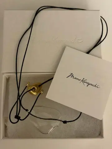 마메 쿠로고우치 2025SS 유리 목걸이