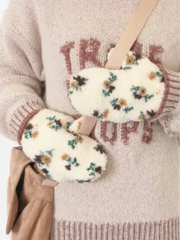 보아 꽃무늬 미튼