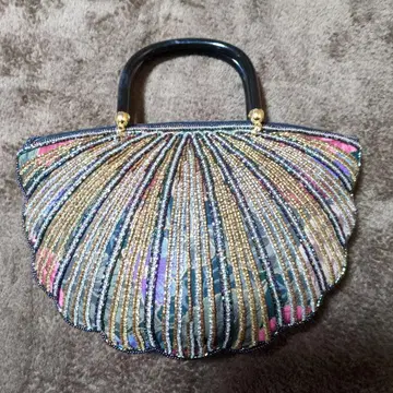 비즈 자수 쉘형 파티 백