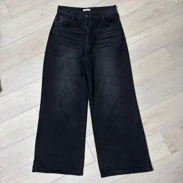 Regen Glanz 블랙 데님 팬츠