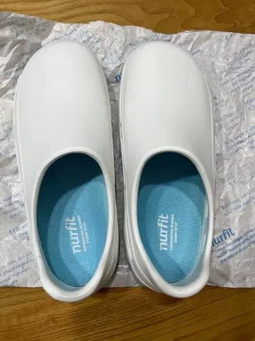 nurfit 화이트 24.0 간호사 신발