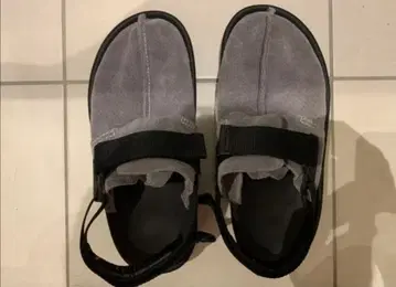 reebok 비트닉 샌들 새상품급 25cm