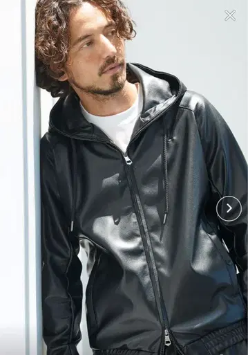 블랙 후드 부착 합성 피혁 후드티