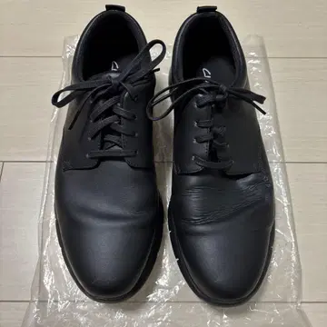 Clarks 블랙 드레스 신발