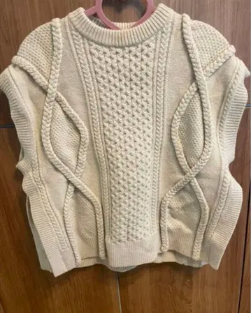 CLANE 케이블 니트 베스트 아이보리