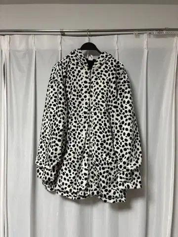 달마시안 패턴 플리스 자켓 후드 부착