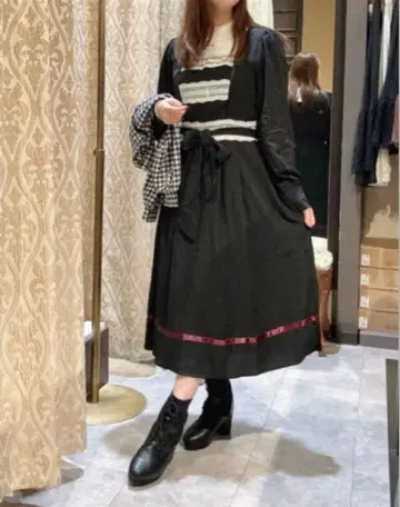 새상품 택 axes femme 파르티시온 레이스 OP