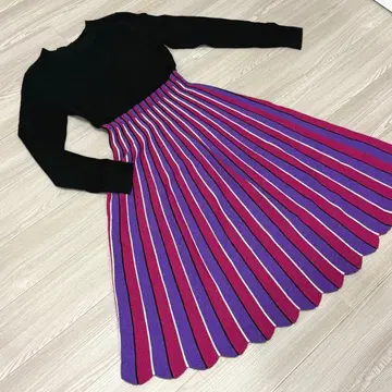 스나이델 스트라이프 스커트 니트 원피스 니트 절개 플리츠 스커트