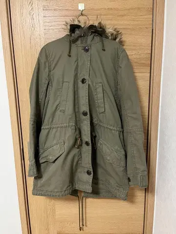 후드 부착 모즈 코트