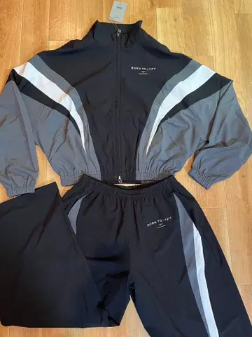 LYFT 셋업 상하의 M 블랙 새상품