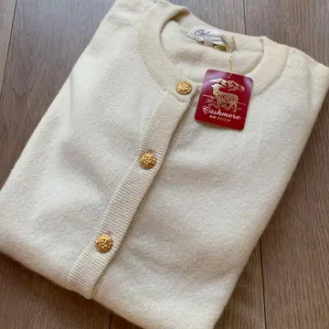 새상품 캐시미어 100% 가디건 화이트 M