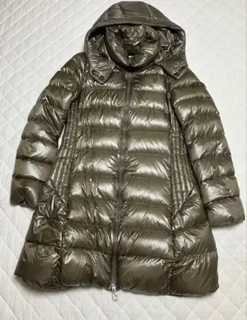 타트라스 후드 부착 다운 자켓