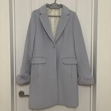 Feroux 라이트 블루 퍼 롱 코트