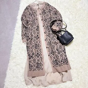 새상품 TSUHARU 자카드 니트 코트 츠하루 사만사 모스모스