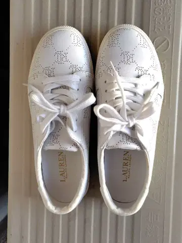 랄프 로렌 여성용 스니커즈