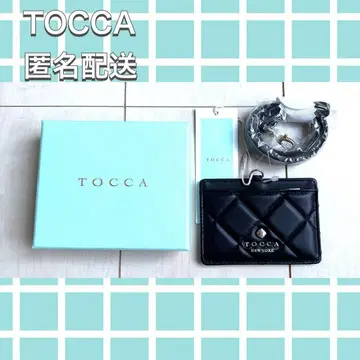 TOCCA 토카 패스 케이스 네임 홀더 퀼팅 넥스트랩