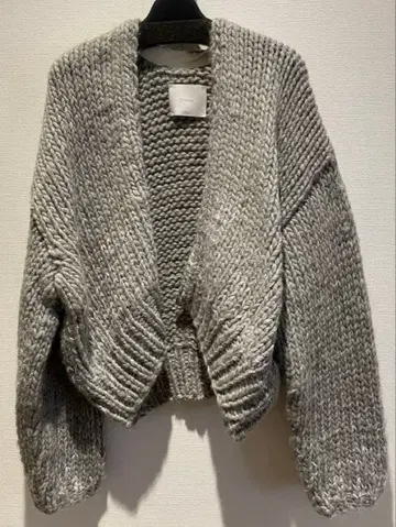 새상품급 Liyoca 가디건