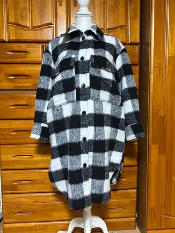 H&M 블랙 화이트 체크 셔츠 자켓 M 사이즈