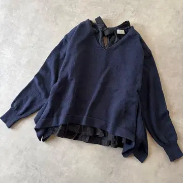 sono 소노 백리본 니트 풀오버 네이비