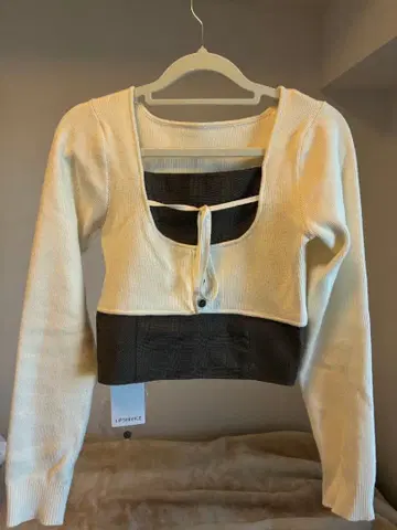 LIPSERVICE 코르셋 체크 상의