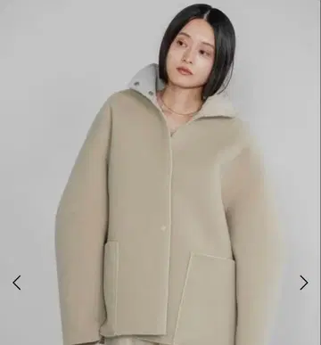 apart by 무스탕 리버블루종 베이지 M