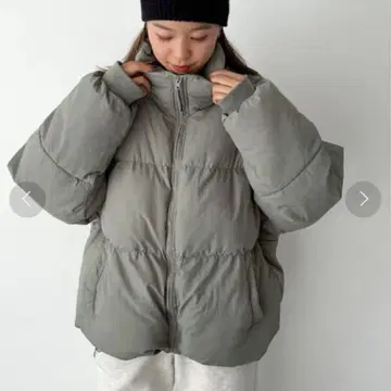 그레이 볼륨 다운 자켓