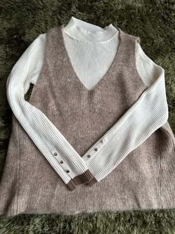 푹신푹신 베스트 루즈핏 MB / 티아라 / 아로마 드 뮤게