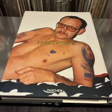 TERRYWORLD TASCHEN 아트북