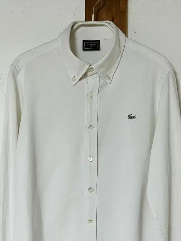 라코스테 실버 악어 로고 긴팔 버튼 다운 피케 셔츠 화이트 L 사이즈