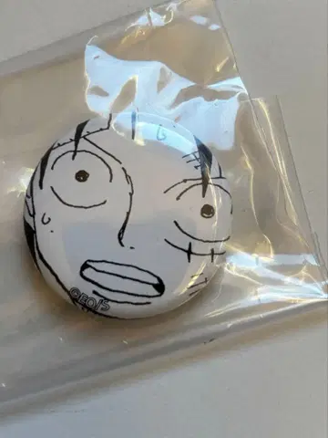 원피스 루피 올 페이스 캔뱃지