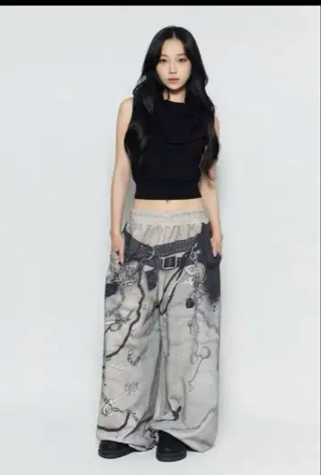 theredthread 스웨트 팬츠 toys gray 더레드스레드