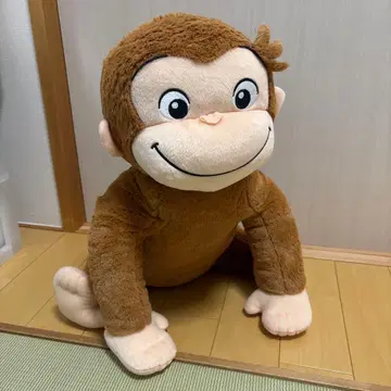 호기심 많은 조지 앉은 슈퍼 라지 봉제 인형