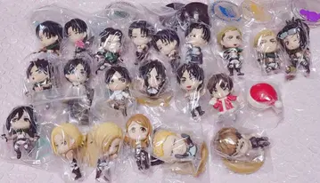 진격의 거인 엘렌 리바이 한지 제일복권 큥캐릭터 피규어 모음