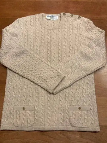 살바토레 페라가모 스웨터