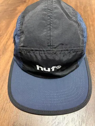 huf 워크캡 블랙 네이비