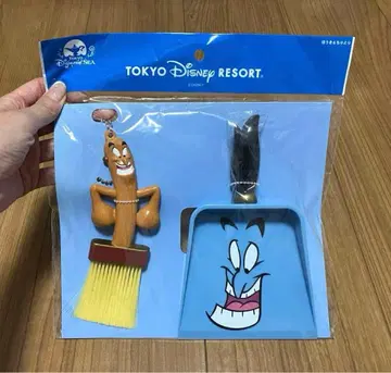 디즈니 리조트 빗자루 & 쓰레받기 세트 지니