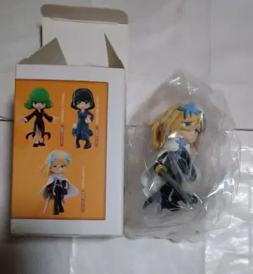 팔버스 원펀맨 피규어에서 플래시 1종