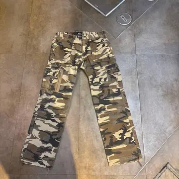 Alpha Industries 카모플라쥬 카고 팬츠 M 사이즈